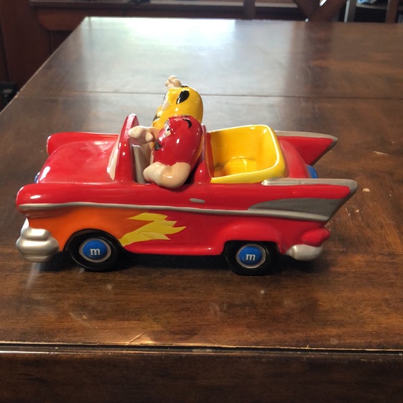 M&M's belair candy dish in good used condition. Please don’t bundle - Picture 3 of 7